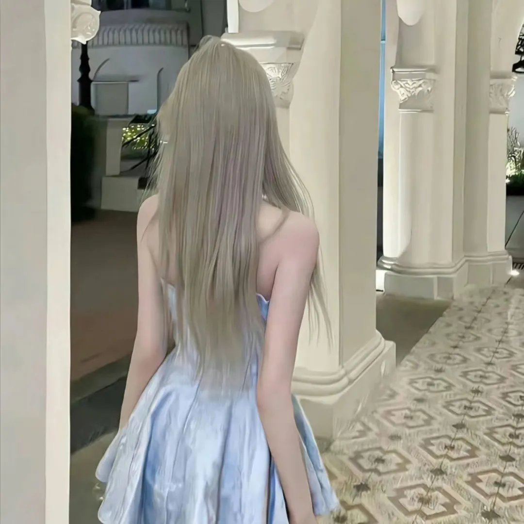 巫师与汉娜·蒙塔娜在船上